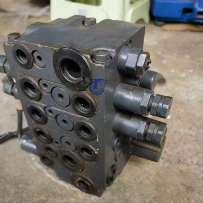 723-82-31100 7238231100 723-82-30100 برای کاماتسو FD35/40-10 FD35Y/40Y-10 FD40Z-10 FD45-10 قطعات فولک لفت های هیدرولیک